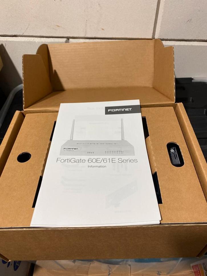 Fortigate 60E (SEALED, device only; license not included), Computers en Software, Netwerk switches, Nieuw, Ophalen of Verzenden