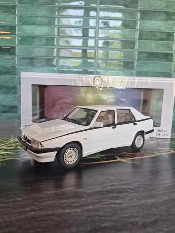 Triple9 Alfa Romeo Twin Spark Facelift model  beschikbaar voor biedingen