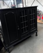Zwarte buffetkast met glazen deuren, Huis en Inrichting, Kasten | Buffetkasten, Gebruikt, 100 tot 150 cm, 150 tot 200 cm, Ophalen of Verzenden