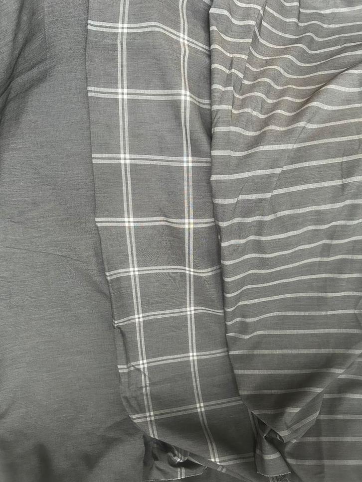 Lappen stof 3 maal 2.40 lang  x 1.40 breed grijs, Hobby en Vrije tijd, Stoffen en Lappen, Zo goed als nieuw, Katoen, 120 cm of meer