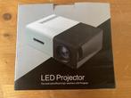 Led projector, Ophalen of Verzenden, Elektrisch, Zo goed als nieuw