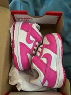 Nike dunk low, Jongen of Meisje, Schoenen, Ophalen of Verzenden, Zo goed als nieuw