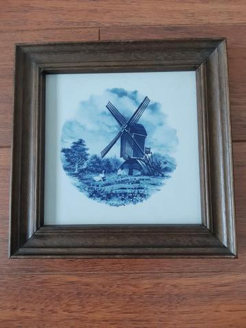 Ingelijste tegel 20 x 20 cm molen variant C beschikbaar voor biedingen