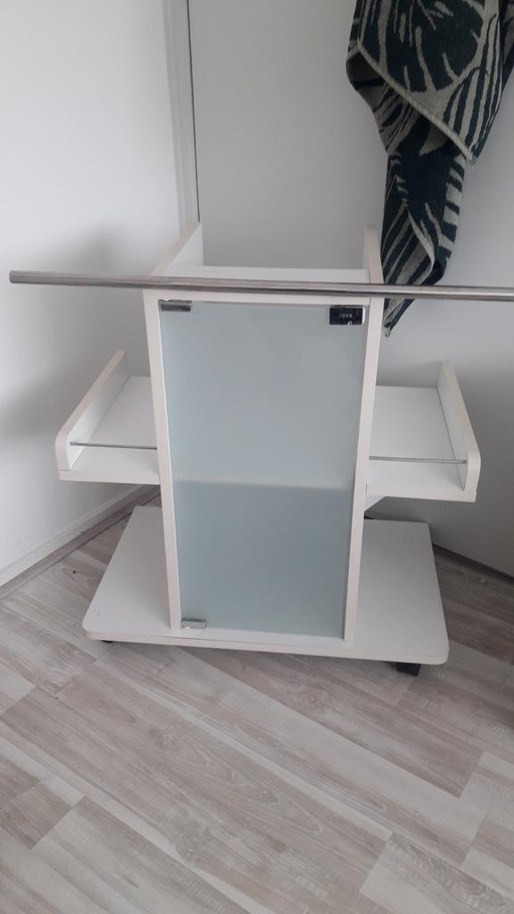 wastafelkast in goede staat., Huis en Inrichting, Badkamer | Badkamermeubels, Zo goed als nieuw, Minder dan 100 cm, 50 tot 100 cm