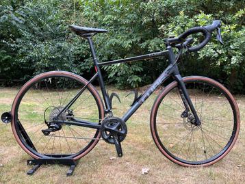 Cube Attain SL Disc racefiets (maat 58) beschikbaar voor biedingen