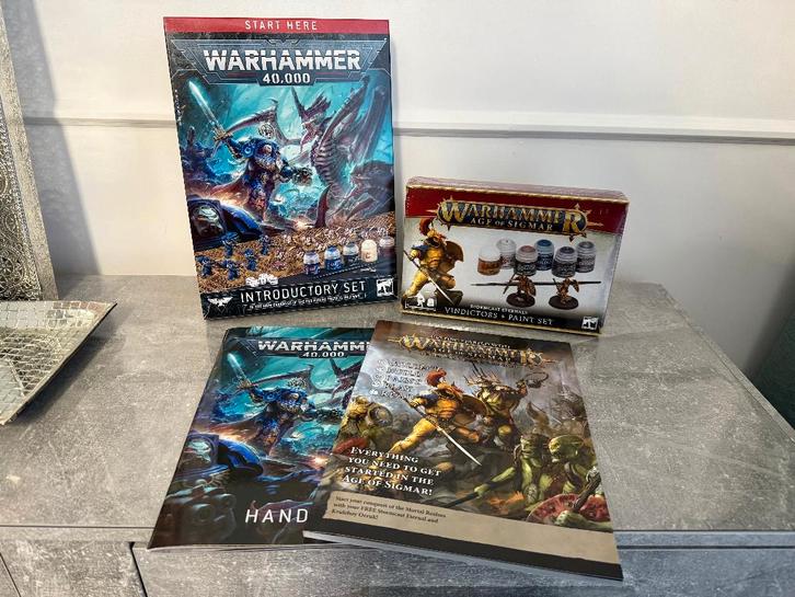 Warhammer 40k introductory + age of sigmar set, Hobby en Vrije tijd, Wargaming, Nieuw, Warhammer 40000, Figuurtje(s), Met verf