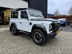 Land Rover Defender 2.2 D SW 90" Adventure Limited Edition, Euro 5, Zwart, 4 cilinders, Bedrijf
