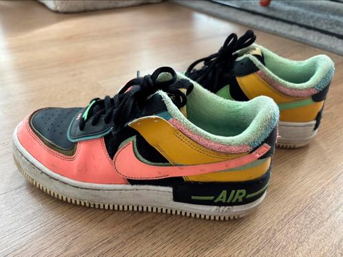 Nike Air Force 1 – Comfortabel & nog in goede staat, Kleding | Dames, Schoenen, Gedragen, Sneakers of Gympen, Overige kleuren