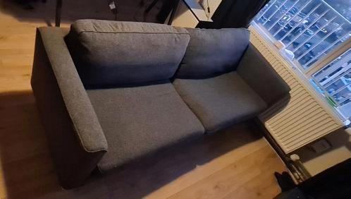 PÄRUP 2 zitsbank, Gunnared donkergrijs, Huis en Inrichting, Banken | Complete zithoeken, Gebruikt, Stof, Ophalen