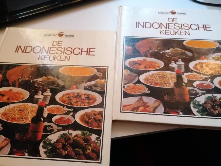 de indonesische keuken kreatief koken INDISCHE RIJSTTAFEL, Boeken, Overige Boeken, Zo goed als nieuw, Ophalen of Verzenden