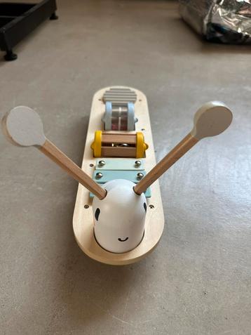 Janod muziektafel rups beschikbaar voor biedingen