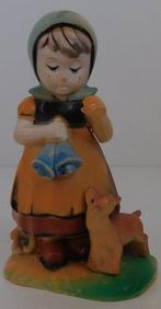 Hard plastic, Hummel stijl beeldje meisje, Verzamelen, Ophalen of Verzenden, Gebruikt, Hummel
