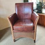 Bruinleren stoelen met rotan rug, Huis en Inrichting, Fauteuils, Ophalen, Gebruikt, Riet of Rotan, 75 tot 100 cm