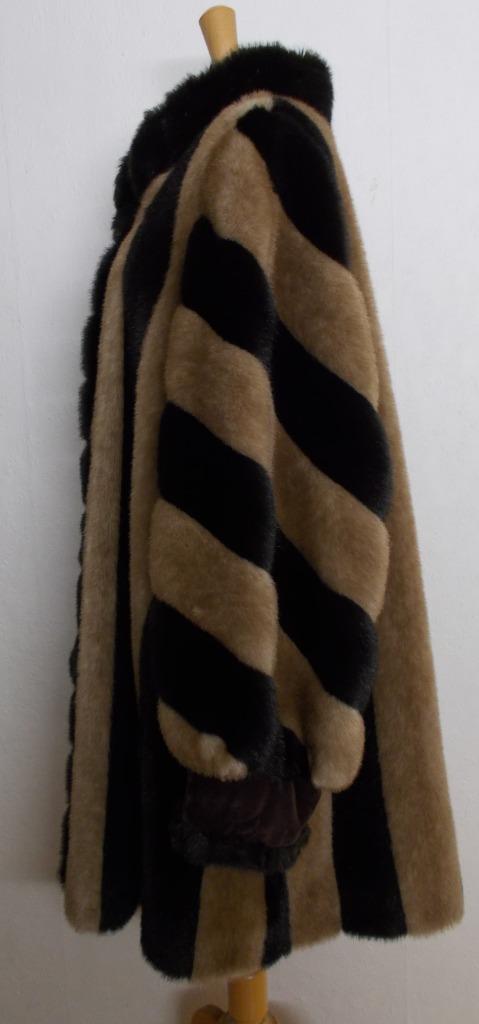 Design fake fur prachtige jas van Couture Helene (Belgium) L, Kleding | Dames, Jassen | Winter, Zo goed als nieuw, Maat 42/44 (L)