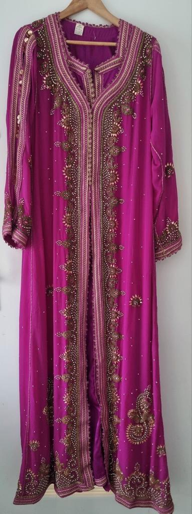 Prachtige Marokkaanse Jurk, Kleding | Dames, Jurken, Zo goed als nieuw, Maat 42/44 (L), Paars, Onder de knie, Ophalen of Verzenden