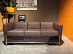 Cassina corbusier style lc2 bank Nieuwstaat, 100 tot 125 cm, Driepersoons, Zo goed als nieuw, Design stijlvol