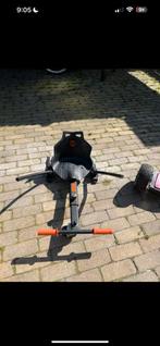 Hoverboard en stoel en lader, Ophalen, Zo goed als nieuw, Skateboard