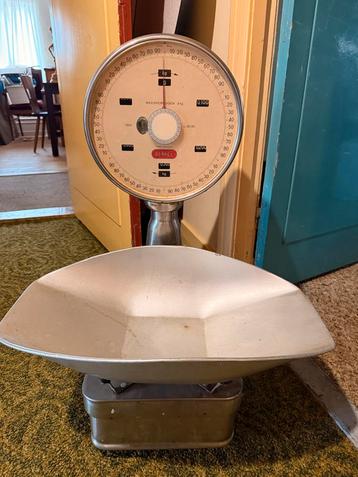 Vintage Berkel Weegschaal beschikbaar voor biedingen