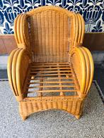 Rotan kinderstoel, Kinderen en Baby's, Kinderkamer | Tafels en Stoelen, Ophalen, Zo goed als nieuw, Stoel(en)