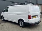 Volkswagen Transporter 2.0 TDI L2H1 Airco Euro 6 Trekhaak 22, Auto's, Bestelauto's, Voorwielaandrijving, Stof, Gebruikt, 4 cilinders