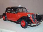 Citroën traction avant taxi   1:18, Hobby en Vrije tijd, Ophalen of Verzenden, Nieuw, Maisto