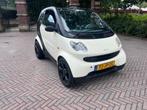 Smart City-Coupe 0.6 40KW 2002 Zwart / Beige, Auto's, Stof, 54 pk, 17 €/maand, Zwart