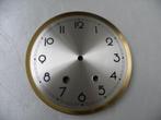 Wijzerplaat met messing rand 183 mm, Antiek en Kunst, Antiek | Klokken, Ophalen of Verzenden