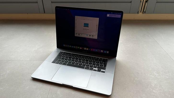 Macbook Pro 16 inch 1TB /16GB RAM/ i9, Computers en Software, Apple Macbooks, Zo goed als nieuw, MacBook Pro, 16 inch, 2 tot 3 Ghz