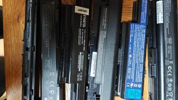 Laptop batterijen in de verkoop OPRUIMING beschikbaar voor biedingen