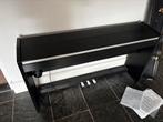 Roland F-110 elektrische piano, Muziek en Instrumenten, Ophalen, Gebruikt, Zwart, Digitaal