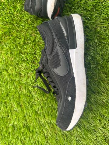 Nike Waffle maat 38 beschikbaar voor biedingen