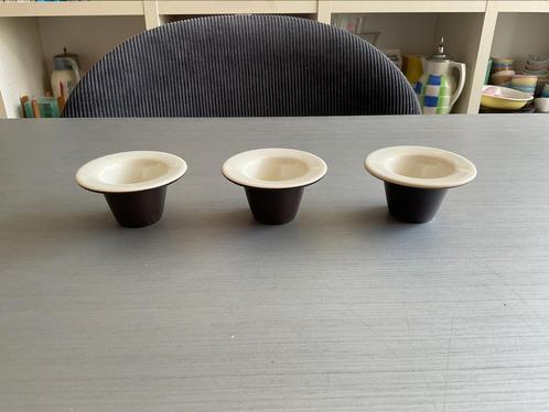 3x Fris Edam Jubilant bruin wit eierdopjes, Antiek en Kunst, Antiek | Servies los, Ophalen of Verzenden