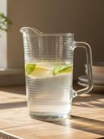 Stijlvolle glazen waterkan 1L – Modern design met reliëf, Glas of Glazen, Ophalen of Verzenden, Overige stijlen, Glas