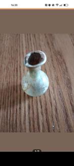 Romeins parfum flesje,4 cm hoog, Antiek en Kunst, Antiek | Glas en Kristal, Ophalen of Verzenden
