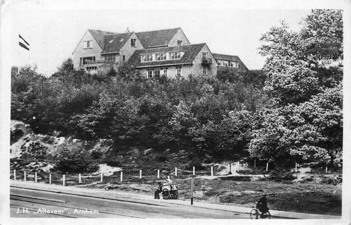 (300-288-021) Arnhem Alteveer, Verzamelen, Ansichtkaarten | Nederland, Gelderland, Verzenden