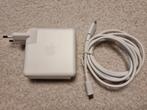 Apple 96W USB-C adapter & USB‑C cable (2M), Ophalen of Verzenden, Nieuw, Apple