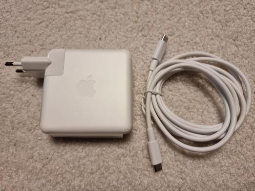 Apple 96W USB-C adapter & USB‑C cable (2M), Computers en Software, Laptop-opladers, Nieuw, Ophalen of Verzenden