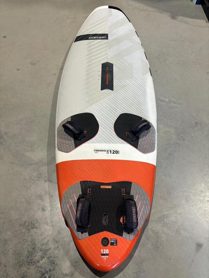 RRD Firemove LTD V4 - 120L, Watersport en Boten, Windsurfen, Gebruikt, Plank, Minder dan 250 cm, Ophalen