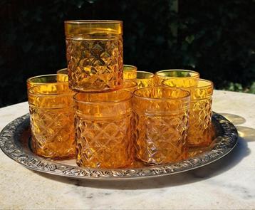 Vintage drinkglas water glazen Pernod amberkleurig 11 stuks beschikbaar voor biedingen