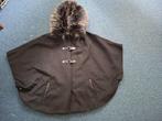 Mooie cape / mantel met bontkraag, Kleding | Dames, Ophalen of Verzenden, Zo goed als nieuw, Maat 38/40 (M), Zwart