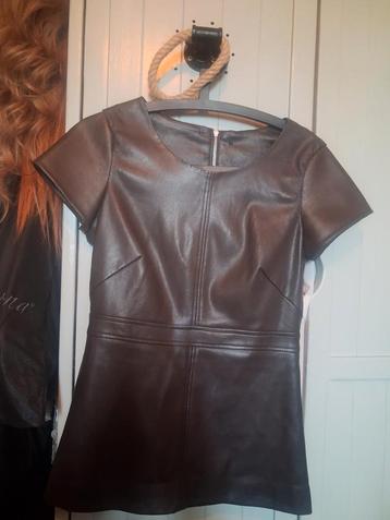 Leren Top + Haarband - Custom Made beschikbaar voor biedingen