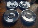Set AUDI 100 OLDTIMER Wieldoppen 1977, Ophalen of Verzenden, Gebruikt