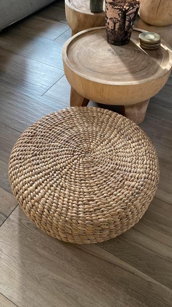 Rieten bijzettafeltje, Huis en Inrichting, Banken | Voetenbanken en Poefen, Nieuw, 50 tot 75 cm, Minder dan 50 cm, Rond, Riet of Rotan