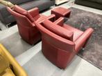 (1)Leolux Paian fauteuil rood leer Design stoel Stoelen Poef, Gebruikt, Leer, Ophalen of Verzenden, 75 tot 100 cm