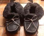 UGG originele pantoffels maat 36, Kleding | Dames, Schoenen, UGGS, Zwart, Ophalen of Verzenden, Zo goed als nieuw