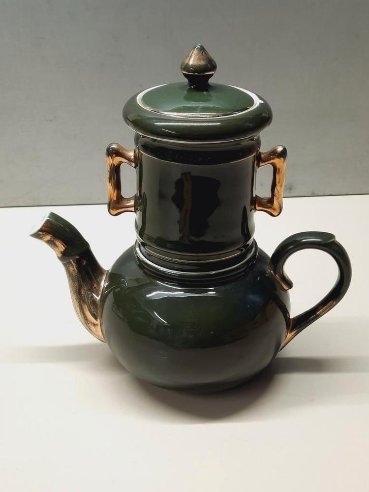 Vintage groene goud Franse bistro koffie  theepot mellkan, Antiek en Kunst, Antiek | Servies los, Ophalen of Verzenden
