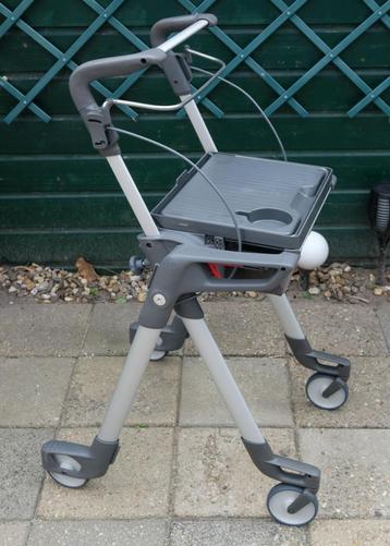 Topro Hestia Binnen Rollator beschikbaar voor biedingen