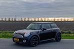 Mini 1.6 16V Cooper 2009 Zwart, Auto's, Voorwielaandrijving, 4 cilinders, 4 stoelen, Zwart