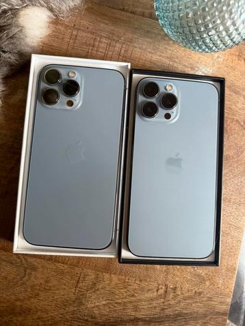 2x iPhone 13 Pro Max 128GB – Nette staat -Duo of los te koop beschikbaar voor biedingen