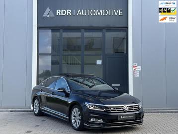 Volkswagen Passat 1.4 TSI R-Line / Pano / Leder beschikbaar voor biedingen